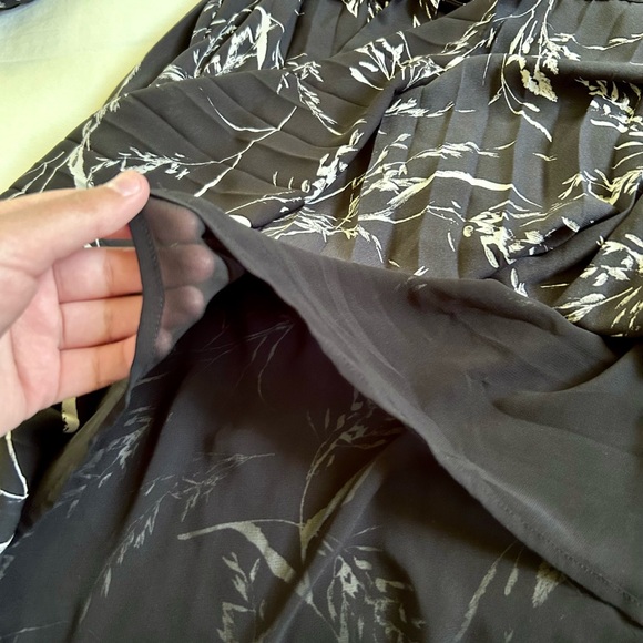 • H&M dress - Picture 6 of 8